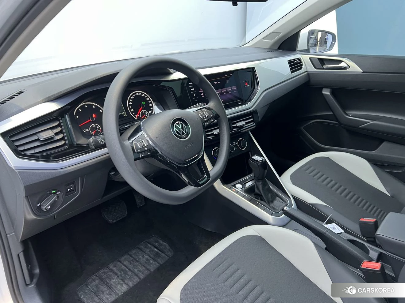 Volkswagen Polo id 4479521 из Китая 9