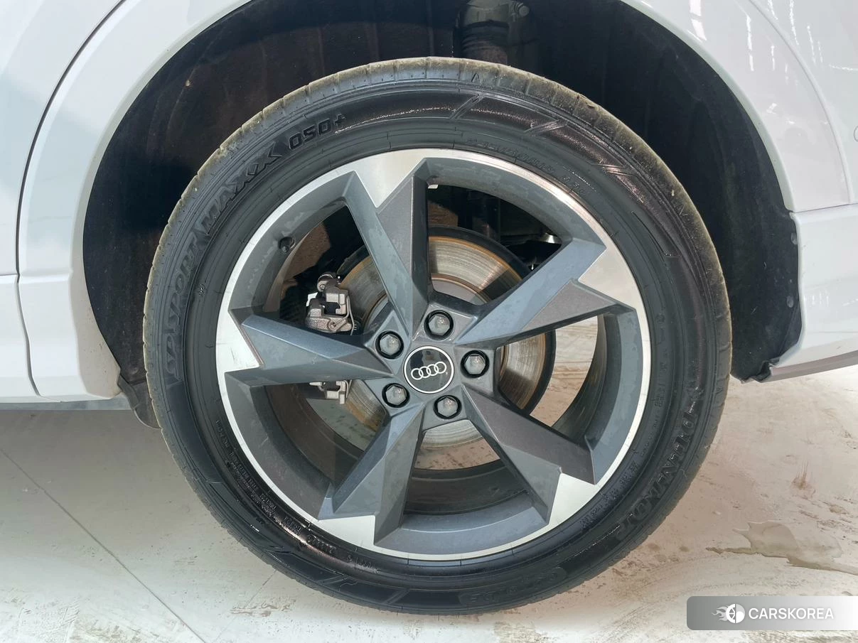 Audi Q3 id 4420727 из Китая 12