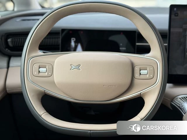 Xiaopeng Motors Xiaopeng X9 id 4253020 из Китая 12