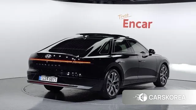 Hyundai Grandeur (GN7) id 3377995 из Кореи 12