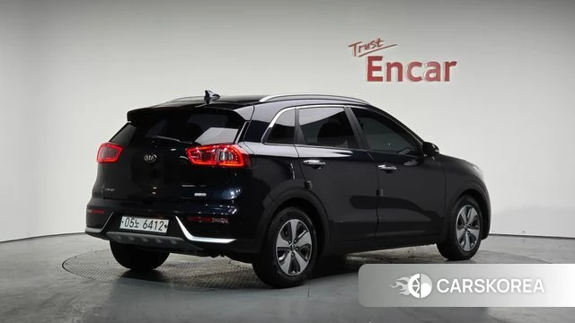 Kia Niro id 3494751 из Кореи 12