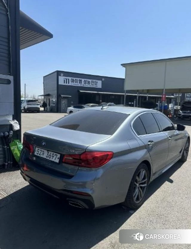 BMW 5 Series (G30) id 3900046 из Кореи 2
