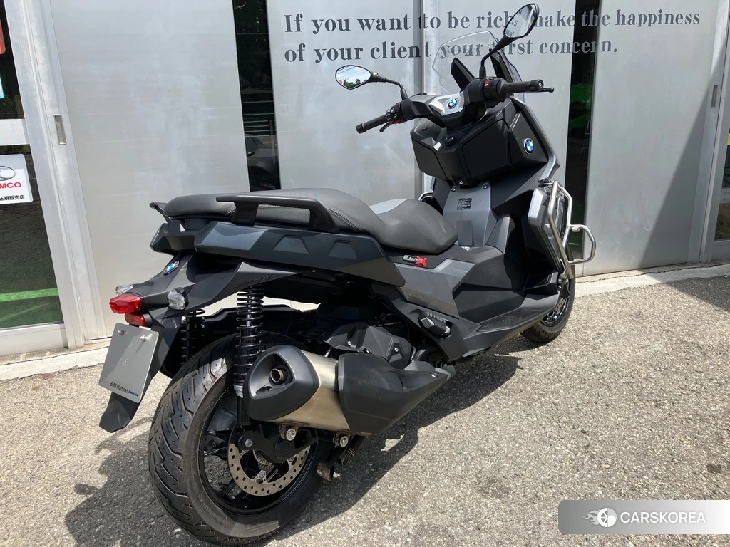 Проданный BMW C400X 2022 из Японии, фото 2