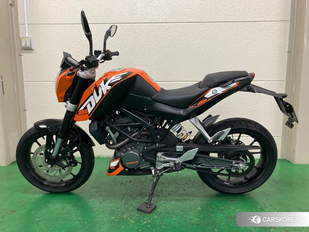 Проданный KTM 200 DUKE 2013 из Японии, фото 2
