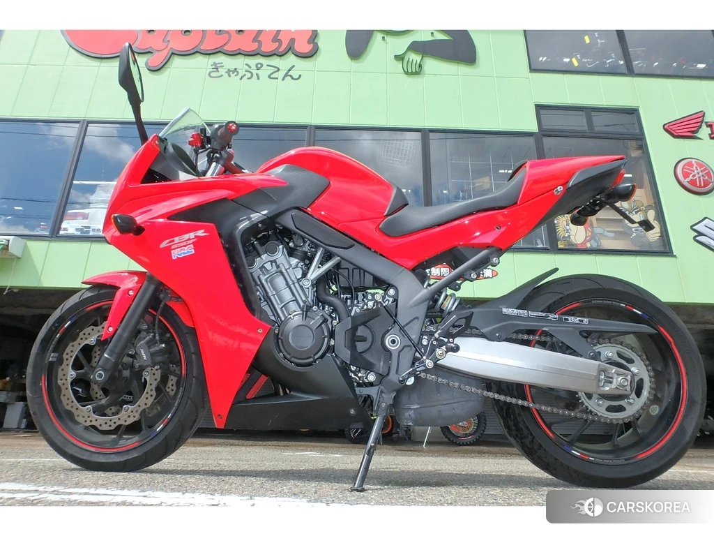 Проданный Honda CBR650F 2015 из Японии
