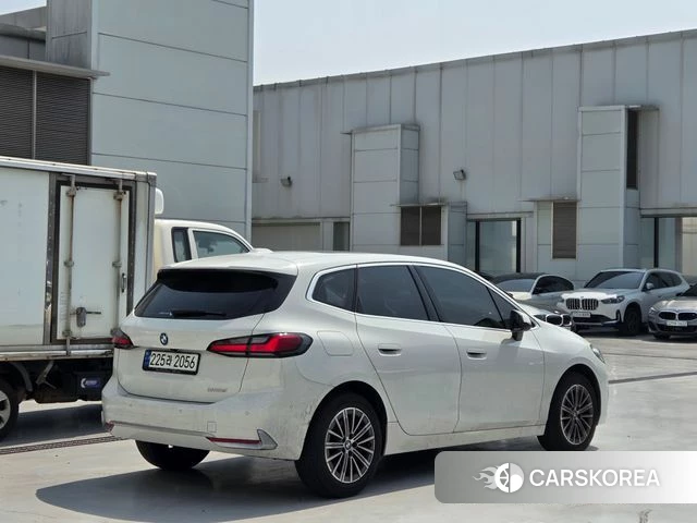 BMW 2 Series Active Tourer (U06) 2023 Белый из Кореи, фото 5