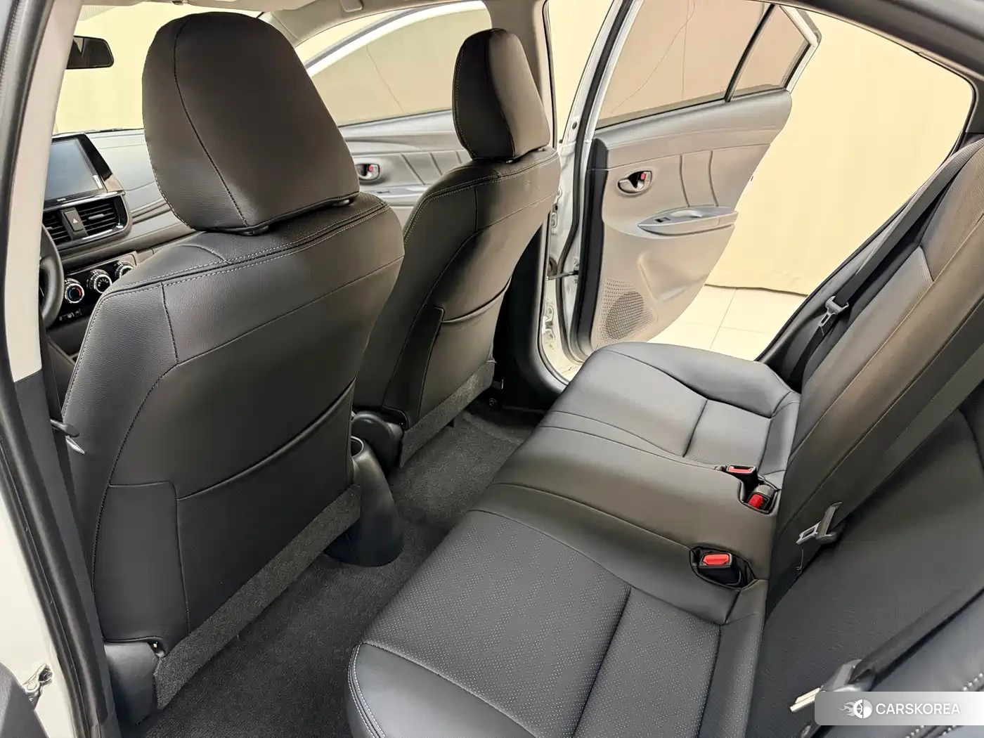 Toyota Vios id 4545766 из Китая 12