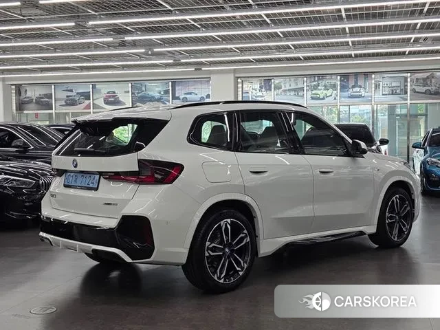 BMW iX1 (U11) id 3114772 из Кореи 11