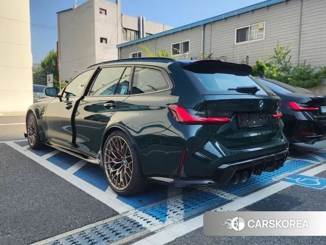 BMW M3 (G80) 2025 Темно-зеленый из Кореи, фото 2