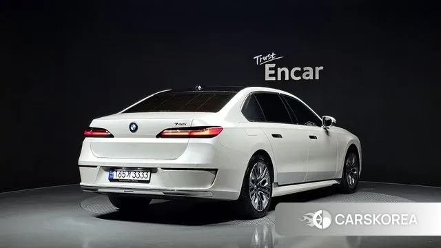 BMW 7 Series (G70) id 3058037 из Кореи 12