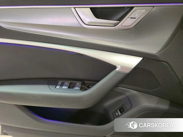 Audi A6L id 4297679 из Китая 12