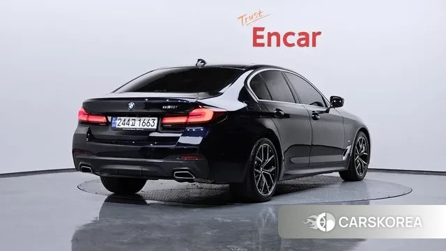 BMW 5 Series (G30) id 3394327 из Кореи 12