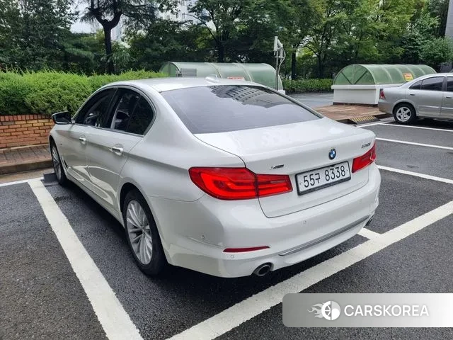 BMW 5 Series (G30) id 3239027 из Кореи 12