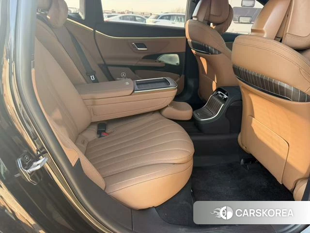 Mercedes-Benz E-class 2024 Черный из Китая, фото 2
