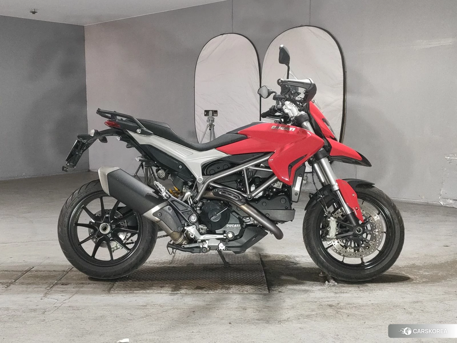 Ducati HYPERSTRADA 2013 из Японии, фото 2