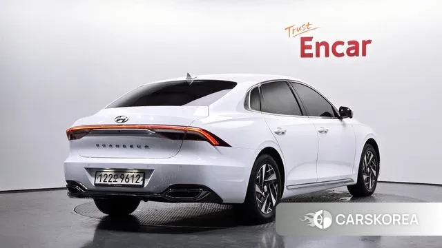 Hyundai The New Grandeur IG Hybrid id 3712838 из Кореи 12
