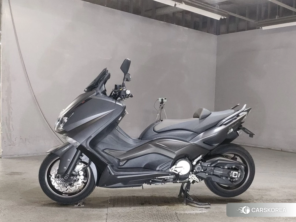 Проданный Yamaha T-MAX 530 2013 из Японии