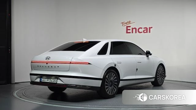Hyundai Grandeur Hybrid (GN7) id 4778600 из Кореи 12