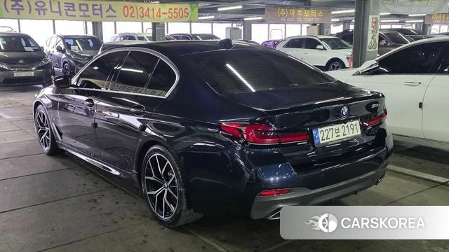 BMW 5 Series (G30) id 3806075 из Кореи 12