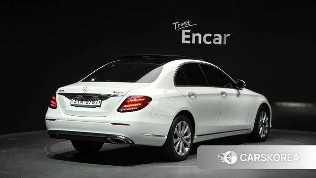 Mercedes-Benz E-Class W213 id 3845316 из Кореи 12