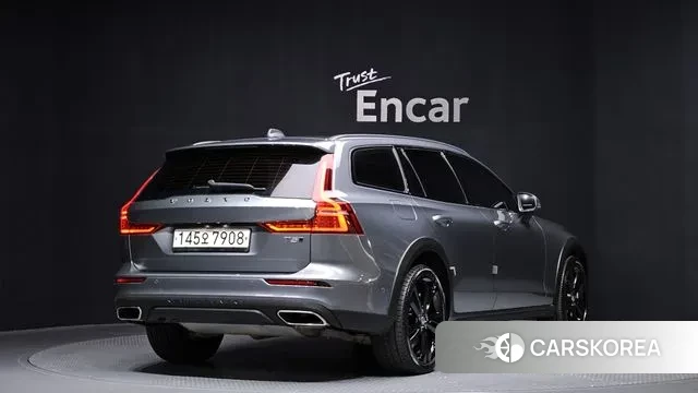 Volvo V60 Cross-Country 2nd Generation id 3319096 из Кореи 12
