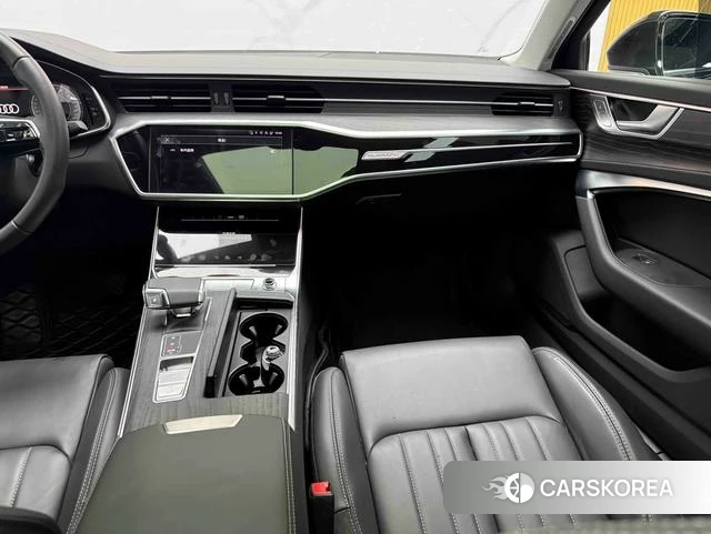 Audi A6L id 4259460 из Китая 12