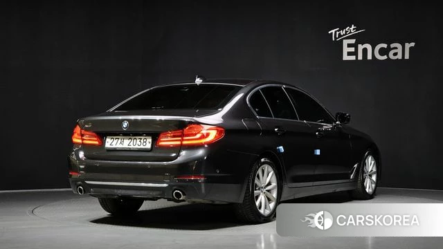 BMW 5 Series (G30) id 3873452 из Кореи 12