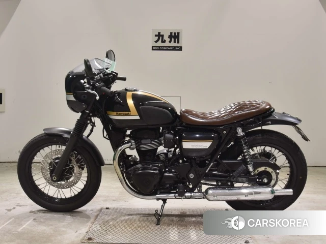 Kawasaki W800 CAFE 2022 из Японии, фото 4