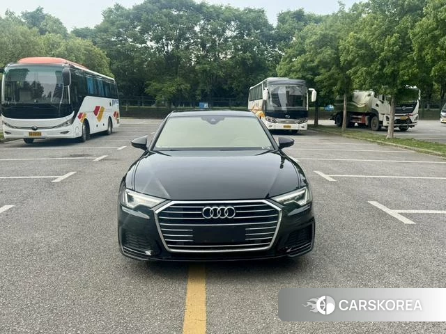 Audi A6L 2021 Черный из Китая, фото 6