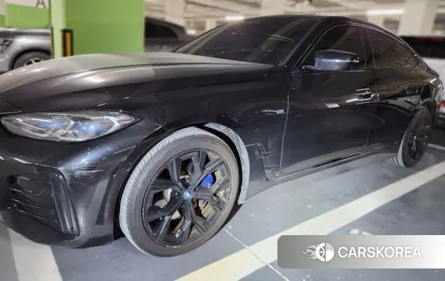 BMW i4 2023 Черный из Кореи, фото 2