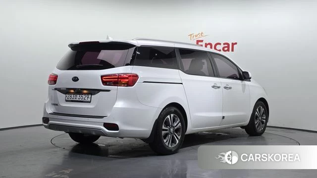 Kia The New Carnival id 4552011 из Кореи 12