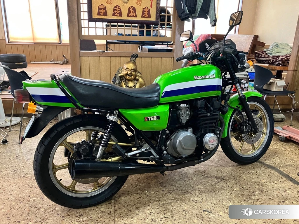 Проданный Kawasaki KZ700 2022 из Японии, фото 2