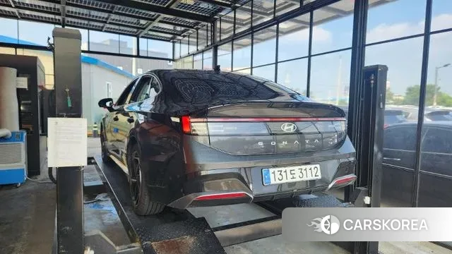 Hyundai Sonata D Edge Hybrid (DN8) 2023 Серый из Кореи, фото 2