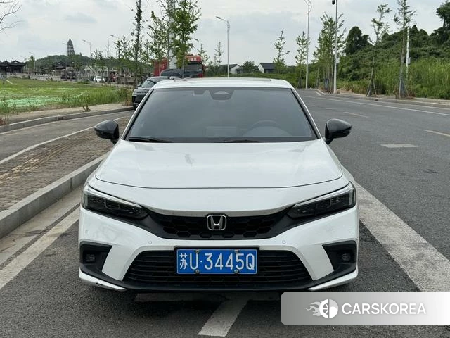 Honda Civic 2023 Белый из Китая, фото 2