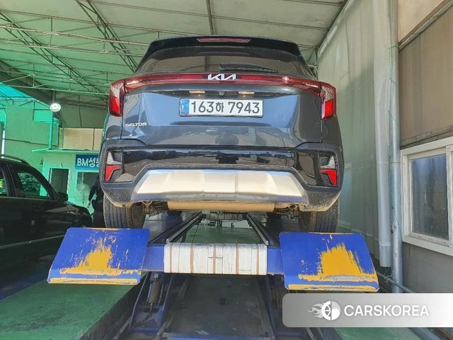 Kia The New Seltos 2023 Серый из Кореи, фото 2