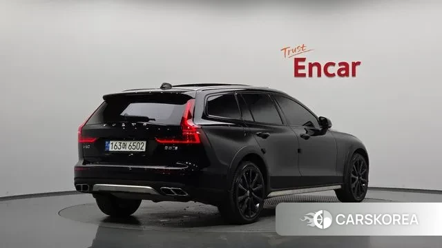 Volvo V60 Cross-Country 2nd Generation id 3361271 из Кореи 12