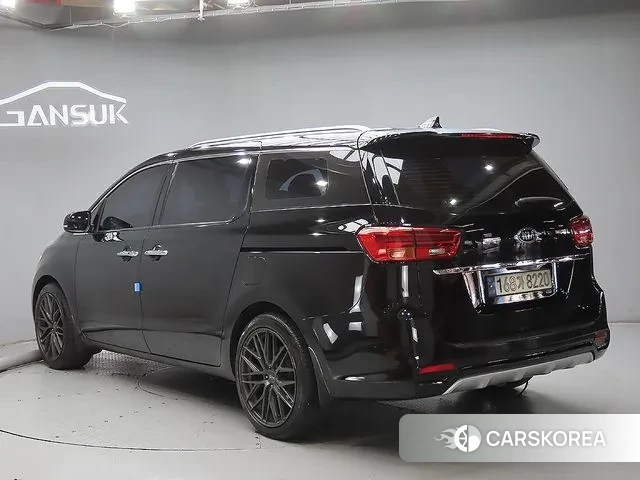 Kia The New Carnival id 3303019 из Кореи 12