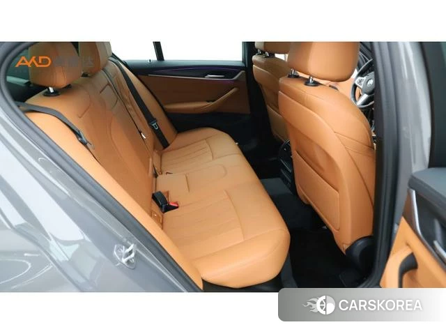 BMW 5 series (imported) 2021 Темно-серый из Китая, фото 2