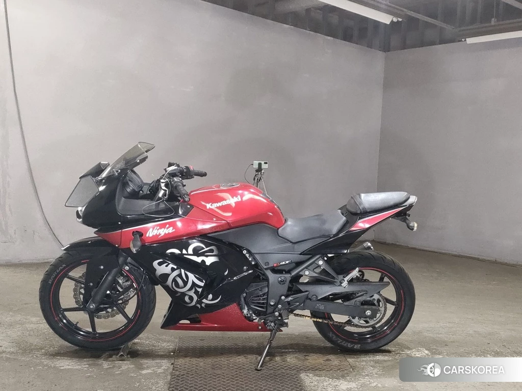 Проданный Kawasaki NINJA 250R id 4150703 из Японии