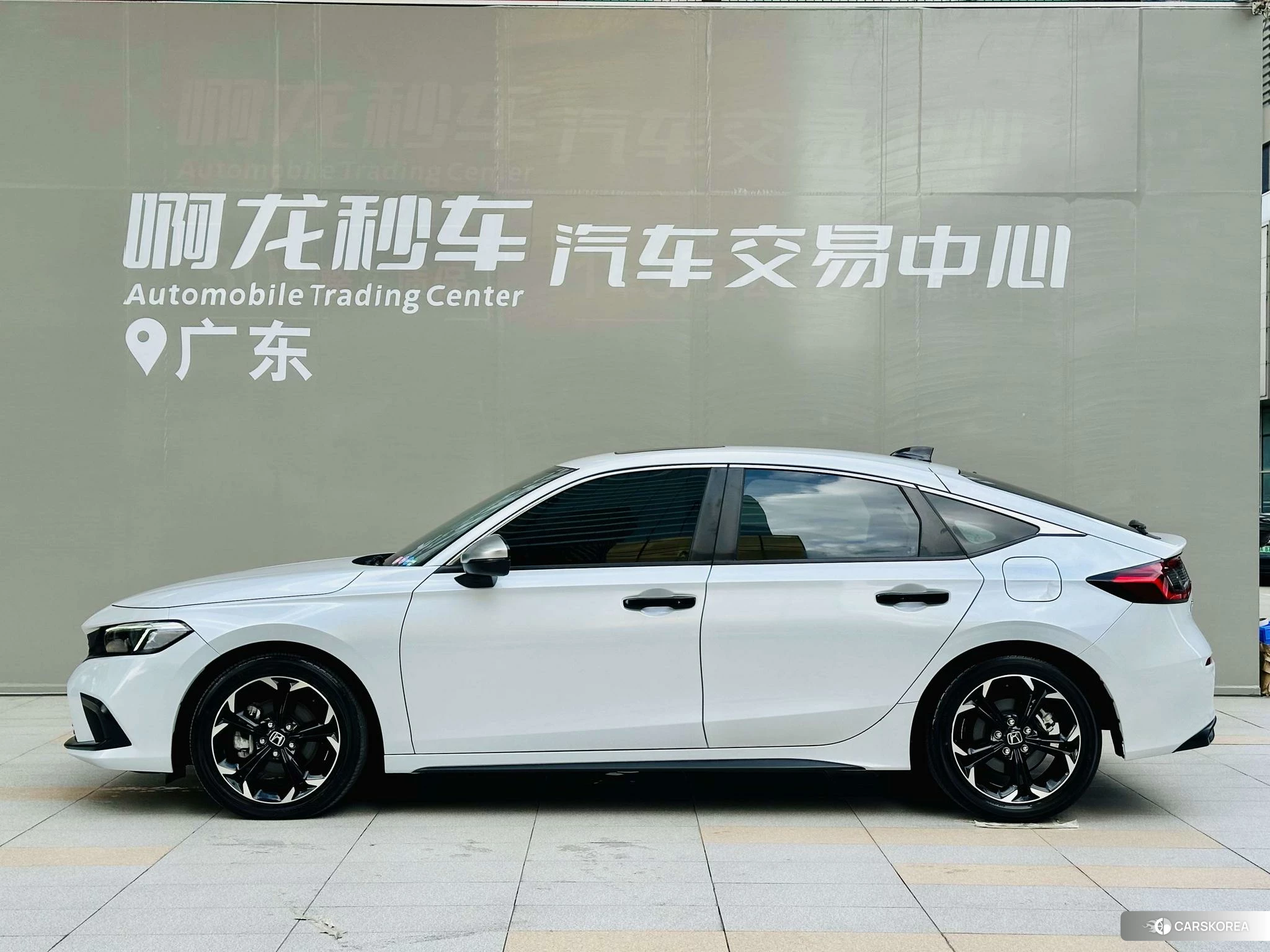 Honda Civic id 4486437 из Китая 12