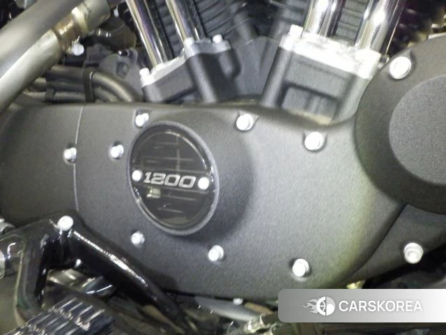 Engine photo