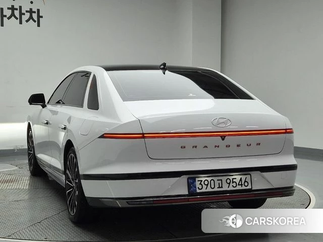 Hyundai Grandeur Hybrid (GN7) id 3858772 из Кореи 10