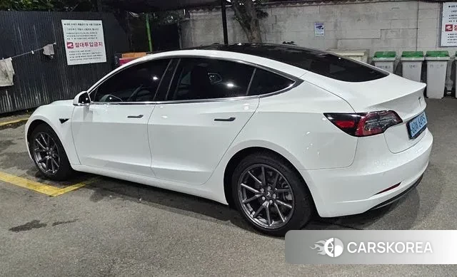 Tesla Model 3 id 2973493 из Кореи 8