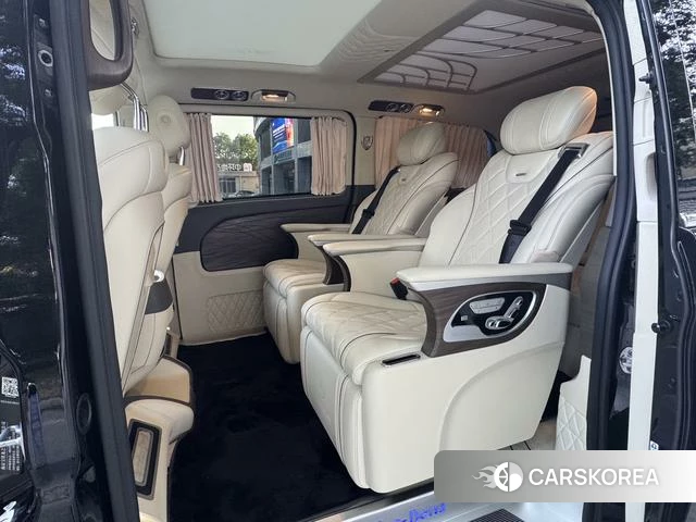 Mercedes-Benz V-class 2022 Черный из Китая, фото 4