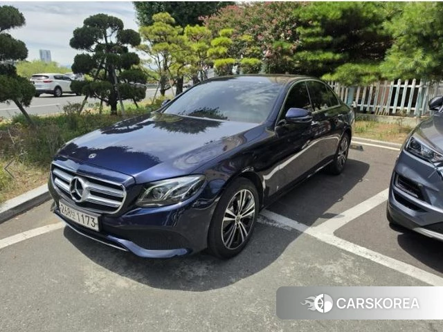 Mercedes-Benz E-Class W213 2020 Синий из Кореи, фото 2
