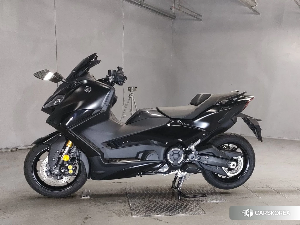Проданный Yamaha T-MAX 560 id 4165101 из Японии, фото 2