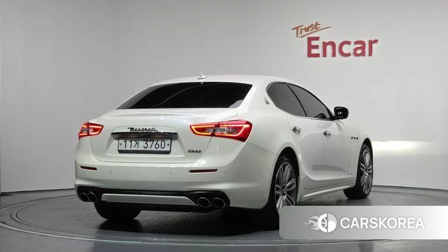 Maserati Ghibli id 3942786 из Кореи 12