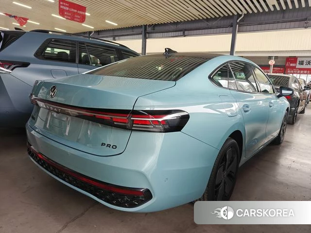 Volkswagen Passat id 3920442 из Китая 9