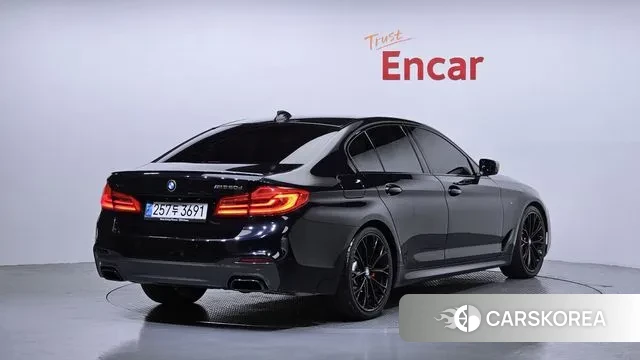 BMW 5 Series (G30) id 3344775 из Кореи 12