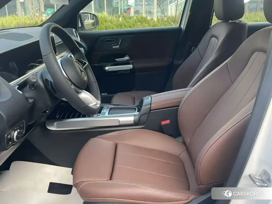 Mercedes-Benz EQB 2025 Белый из Китая, фото 2